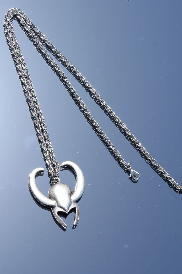 Boynuz Tasarımlı Krom Kaplama Erkek Kolye