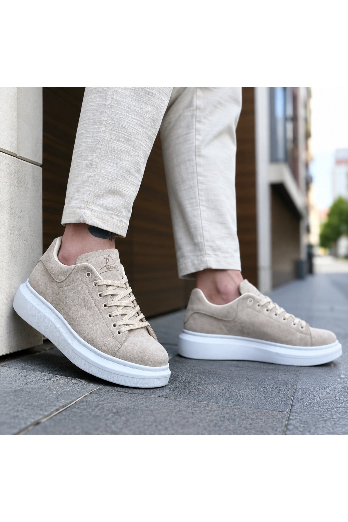 BESKAR BA0547 Krem Süet Görünümlü Bağcıklı Kalın Tabanlı Erkek Sneaker — görsel 2