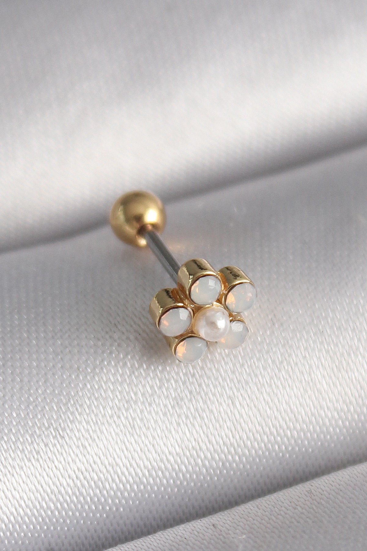 316L Çelik Gold  Zirkon Taşlı Çiçek Tragus Piercing