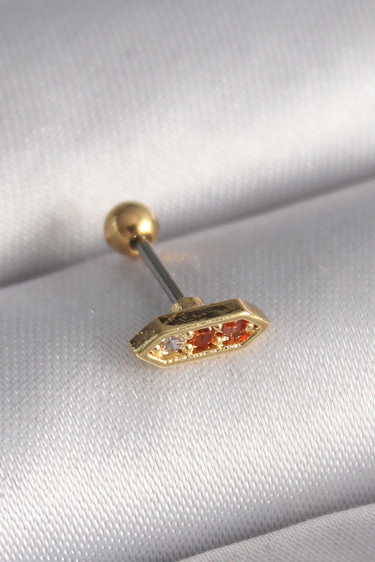 Gold Turuncu Zirkon Taşlı Tragus Piercing - 316L Çelik