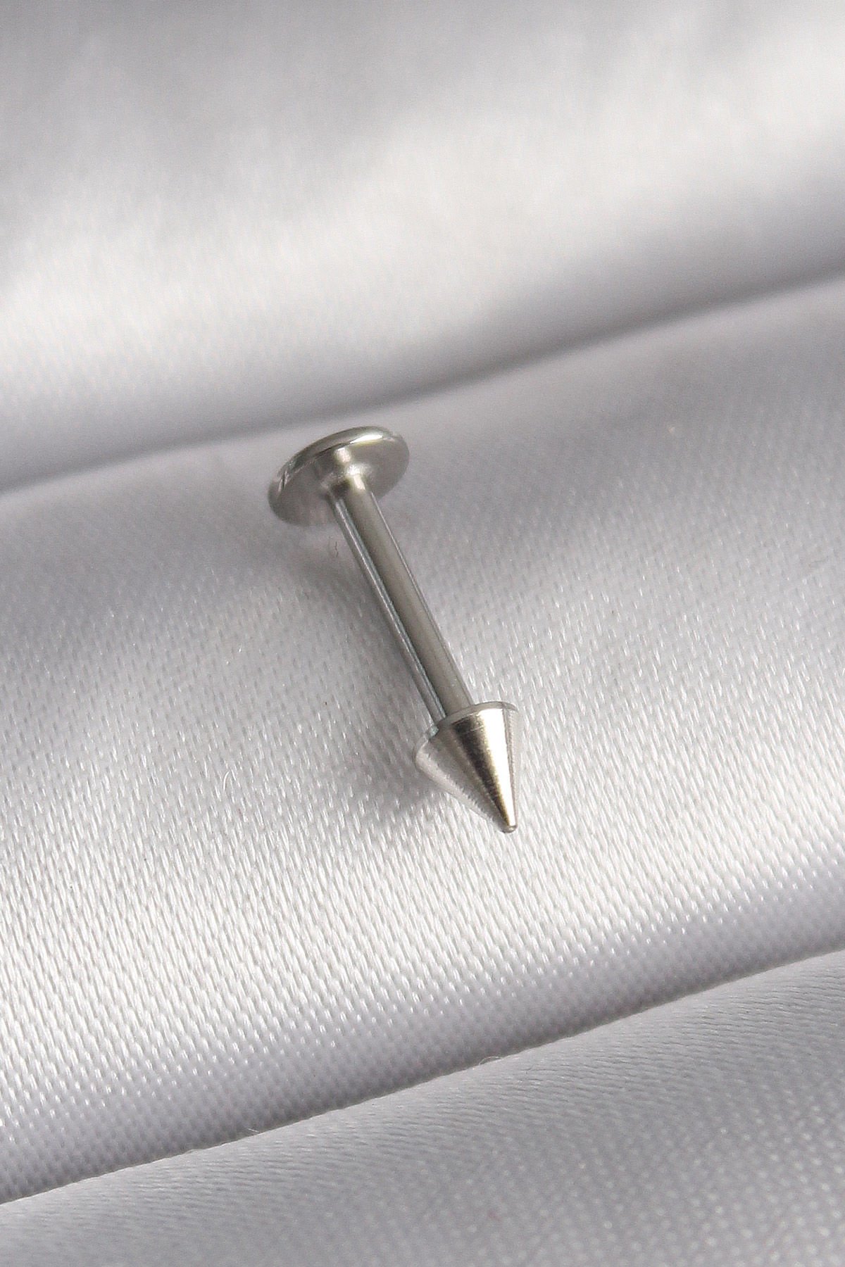 Gümüş Çivi Model Piercing - 316L Çelik