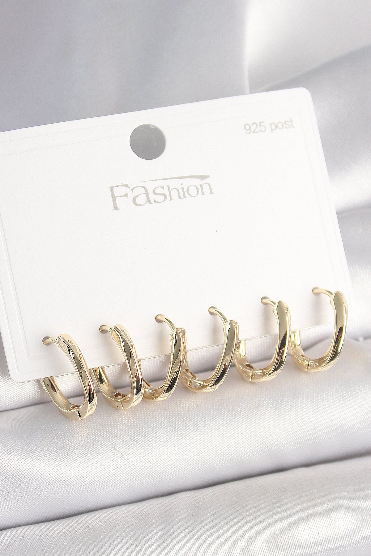 925 Ayar Gümüş Çivi Pirinç Gold Renk Oval Halka Model Kadın Küpe Seti