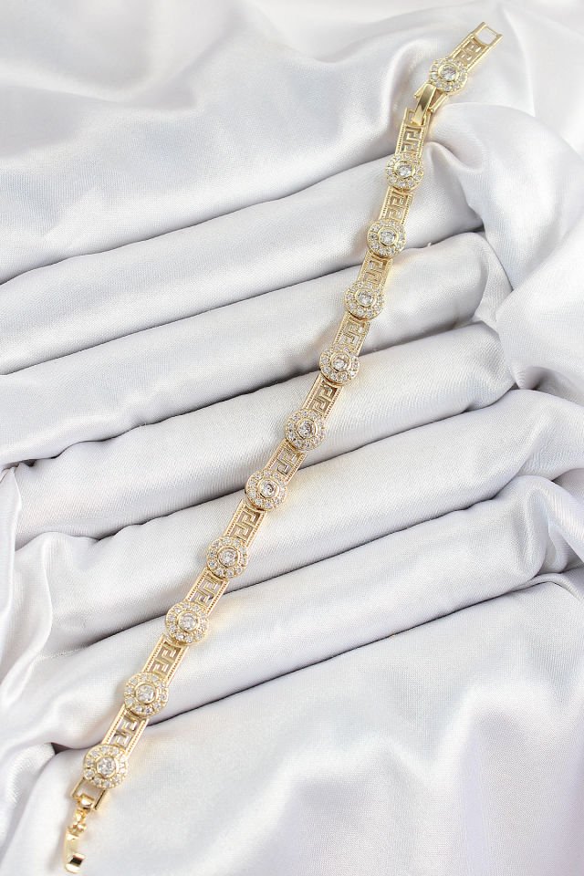 Pirinç Greg Model Zirkon Taşlı Gold Renk VİP Seri Kadın Bileklik