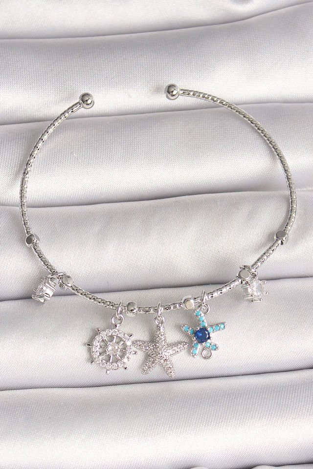 Pirinç Gümüş Renk Sallantı Zirkon Taşlı Deniz Yıldız Figür Charm Kadın Bileklik