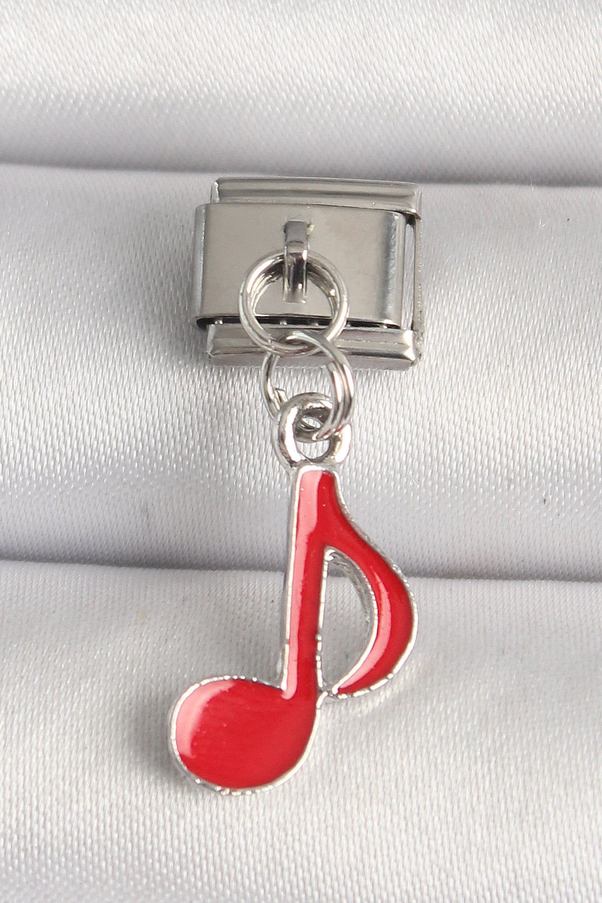 316L Çelik Gümüş Renk Kırmızı Müzik Nota Model Nomination Charm