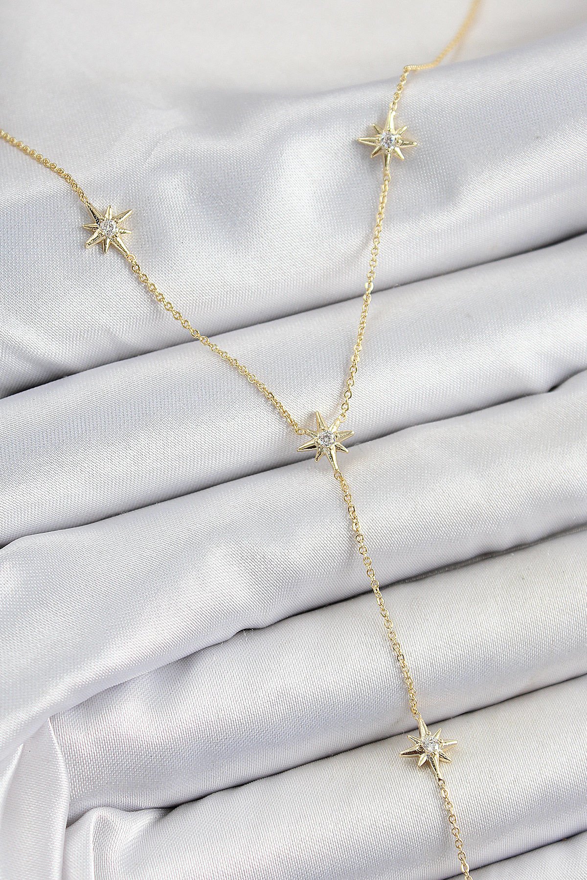 Pirinç Zirkon Taşlı Kutup Yıldız Figürlü Y Model Gold Renk Kadın Kolye