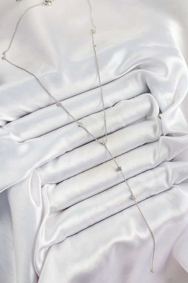 Pirinç Zirkon Taşlı Sıralı Yıldız Figürlü Y Model Gümüş Renk Kadın Kolye