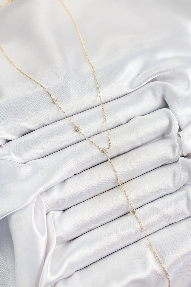 Pirinç Zirkon Taşlı Sıralı Yıldız Figürlü Y Model Gold Renk Kadın Kolye