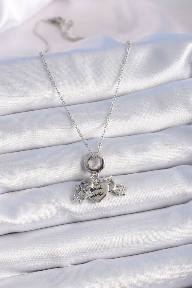 Kadın Gümüş Çocuk Figür Kolye – Zirkon Taş Detaylı 316L Çelik Charm Model