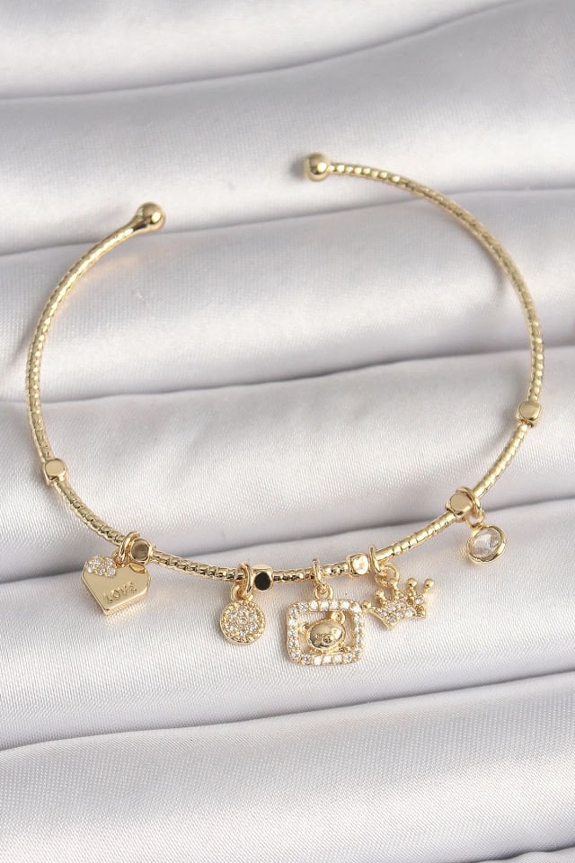Pirinç Gold Renk Sallantı Zirkon Taşlı Ayıcık Figür Taç Detay Charm Kadın Bileklik