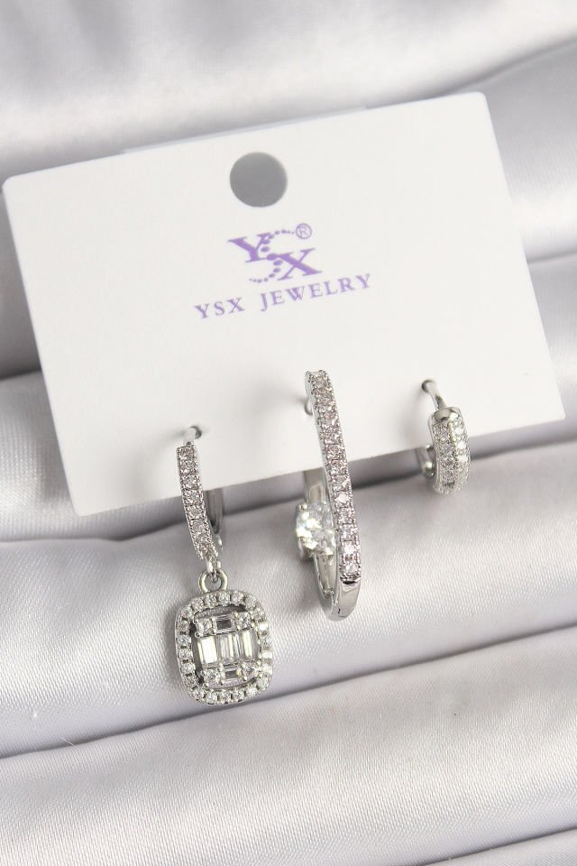 Pirinç Gümüş Renk Zirkon Taşlı Baget Halka Model 3'Lü Kadın Kombin Küpe