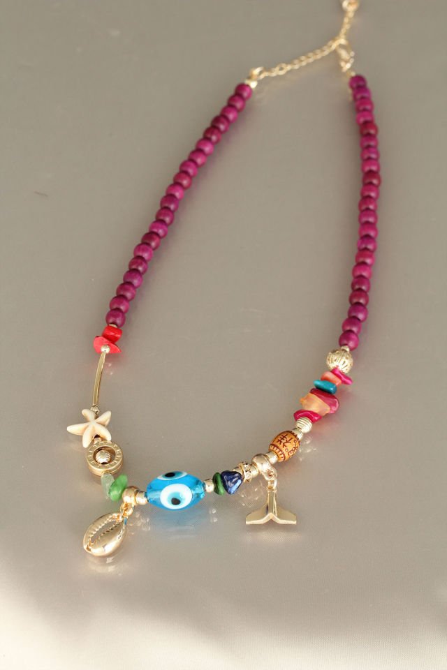 Vişne Rengi Deniz Kabuğu Tasarımlı Tahta Boncuklu Kolye