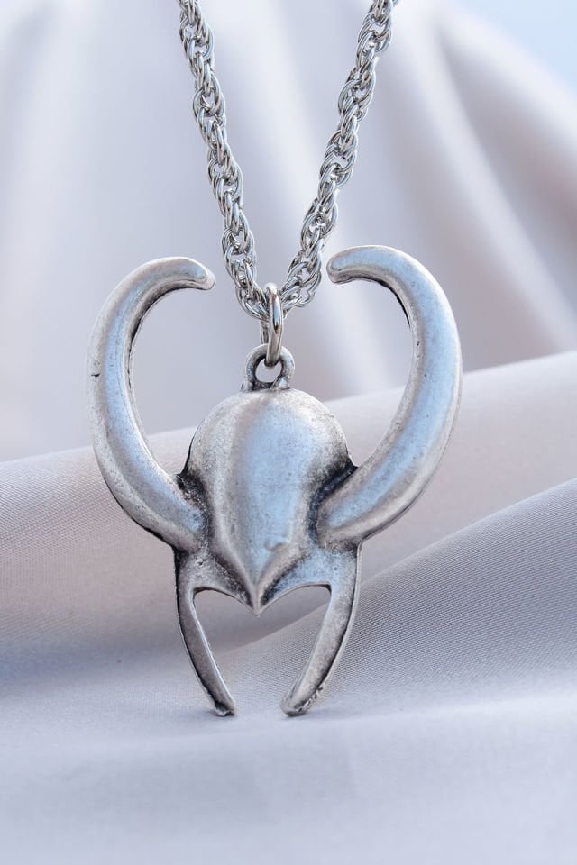 Boynuz Tasarımlı Krom Kaplama Erkek Kolye