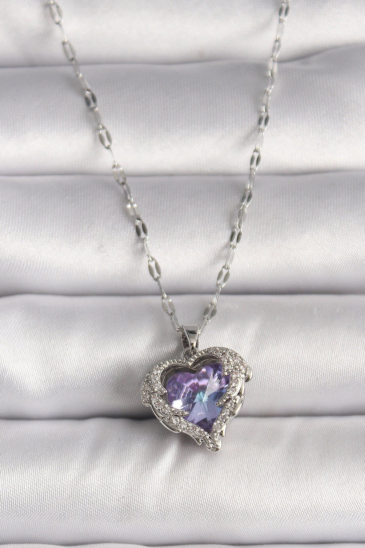 316L Çelik Gümüş Renk Zirkon Taşlı Mor Kalp Model Kadın Kolye