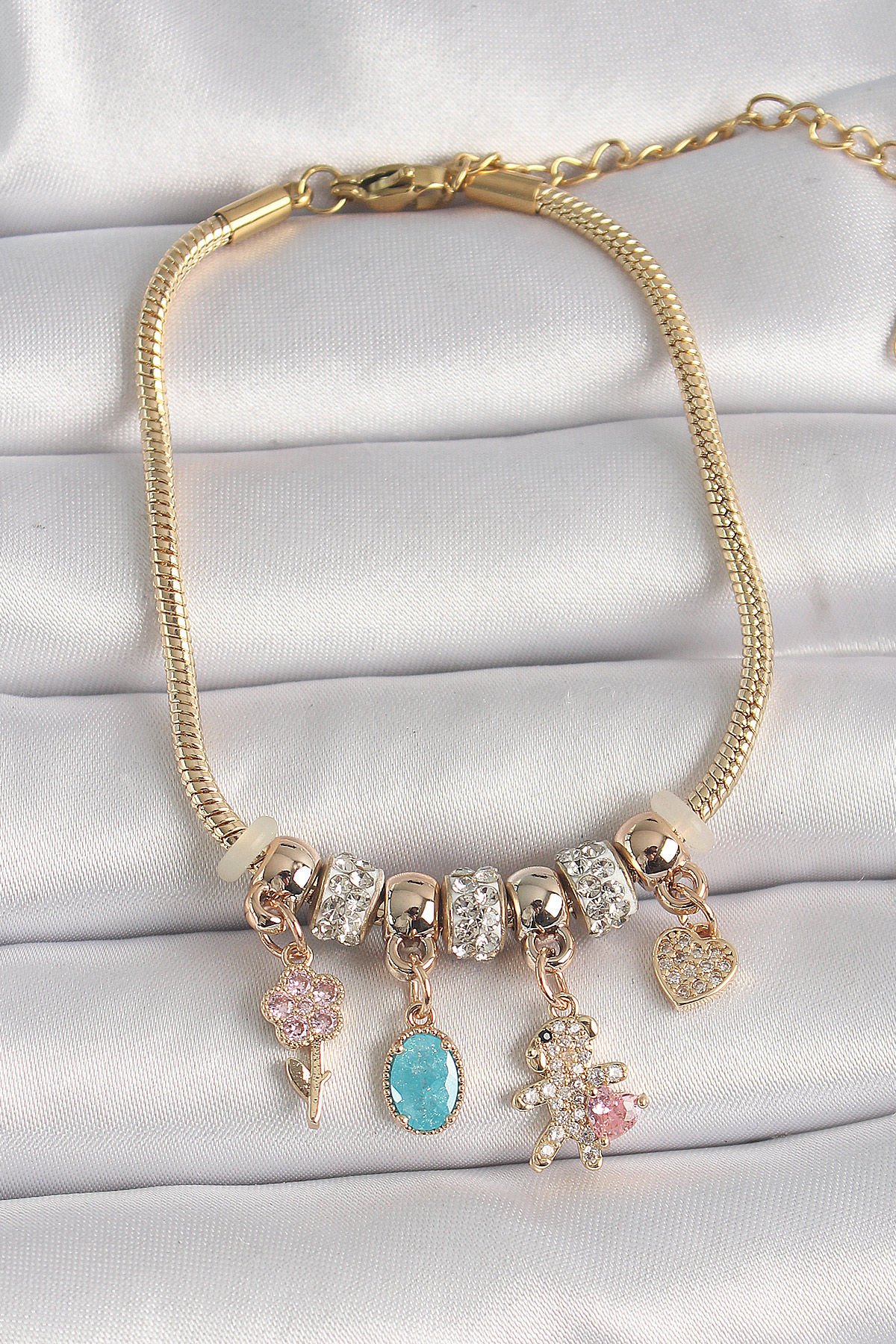 Pirinç Gold Renk Zincir Sallantı Zirkon Taşlı Ayıcık Figür Çiçek Detay Kadın Bileklik