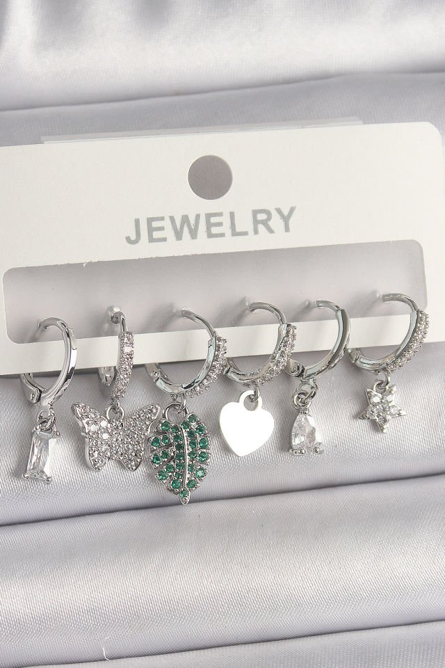 Pirinç Gümüş Renk Zirkon Taşlı Çoklu Figür Kadın Küpe Seti