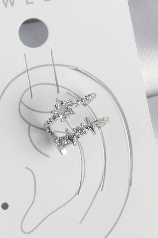 Pirinç Gümüş Renk Zirkon Taşlı Yıldız Model Kadın Kıkırdak Küpe