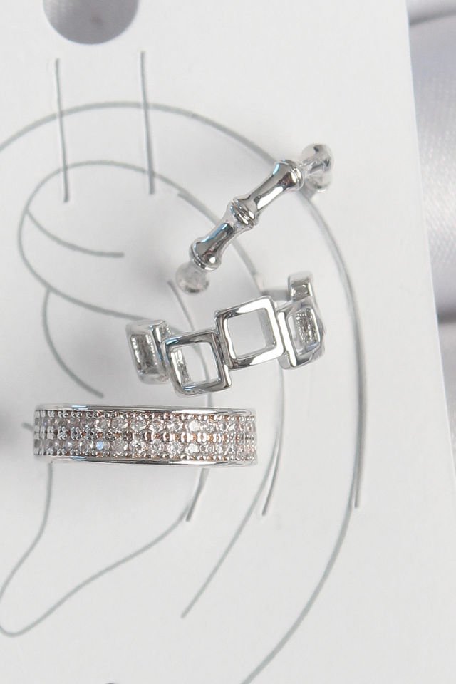 Pirinç Gümüş Renk Zirkon Taşlı 3'Lü Model Kare Bambu Model Kadın Kıkırdak Küpe