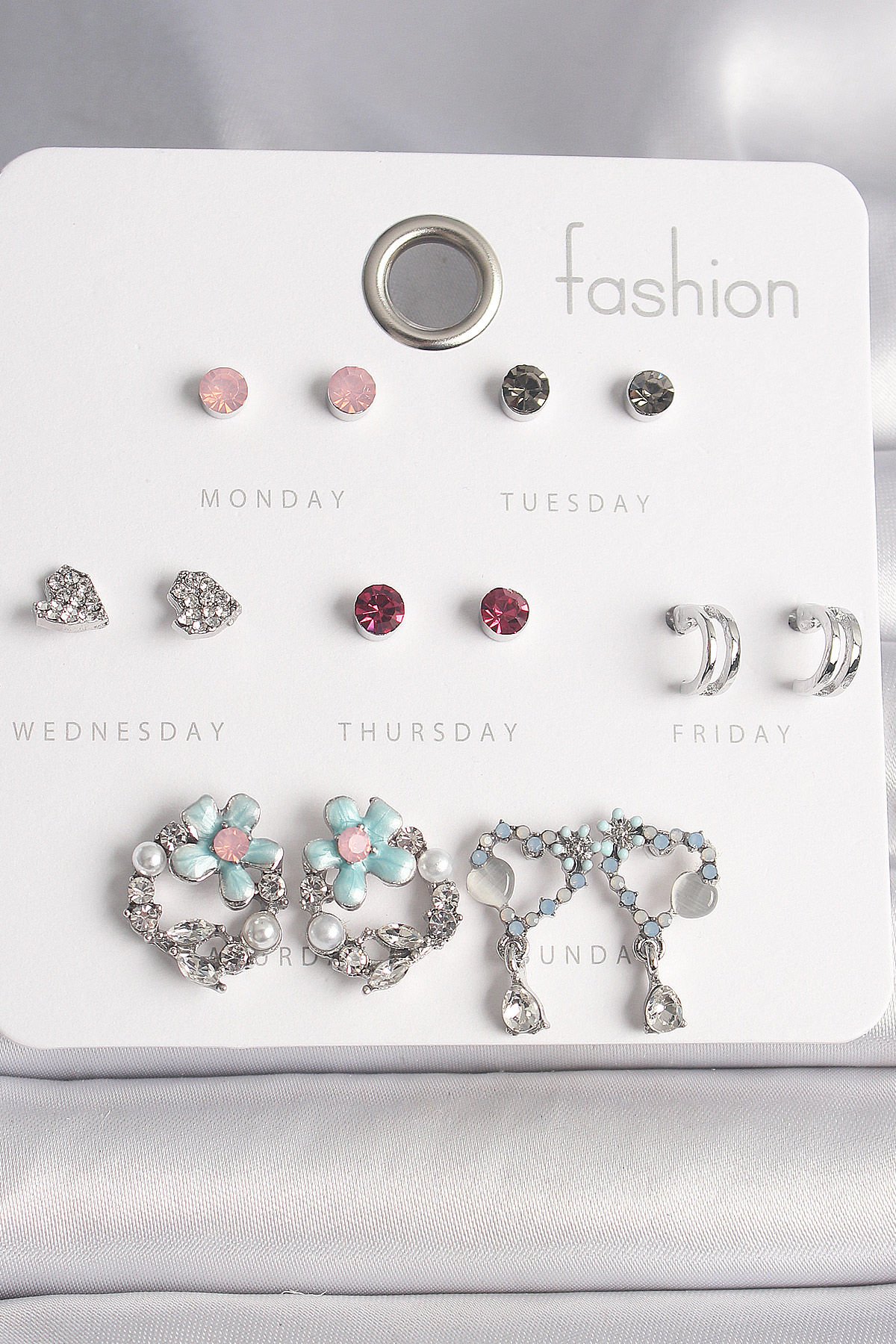 Pirinç Gümüş Renk Renkli Zirkon Taşlı Daire Çiçek Figür Sallantı Kalp Detay 7 Çift Kadın Küpe Seti