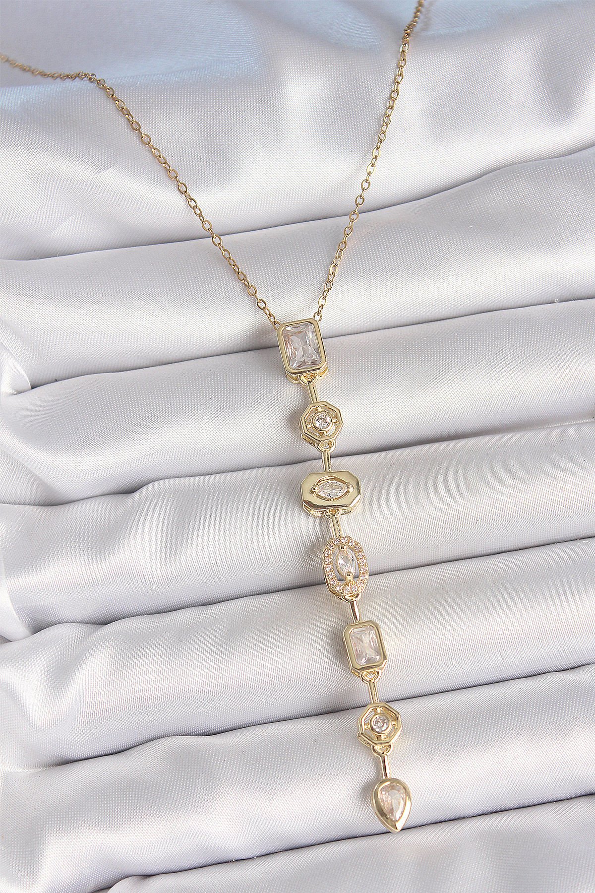 316L Çelik Zincir Gold Renk Zirkon Taşlı Y Kolye