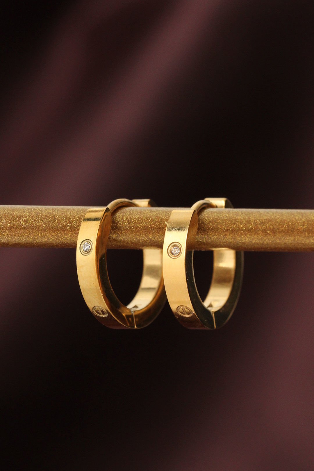 Çelik Gold Renk Zirkon Taş Detay Halka Küpe