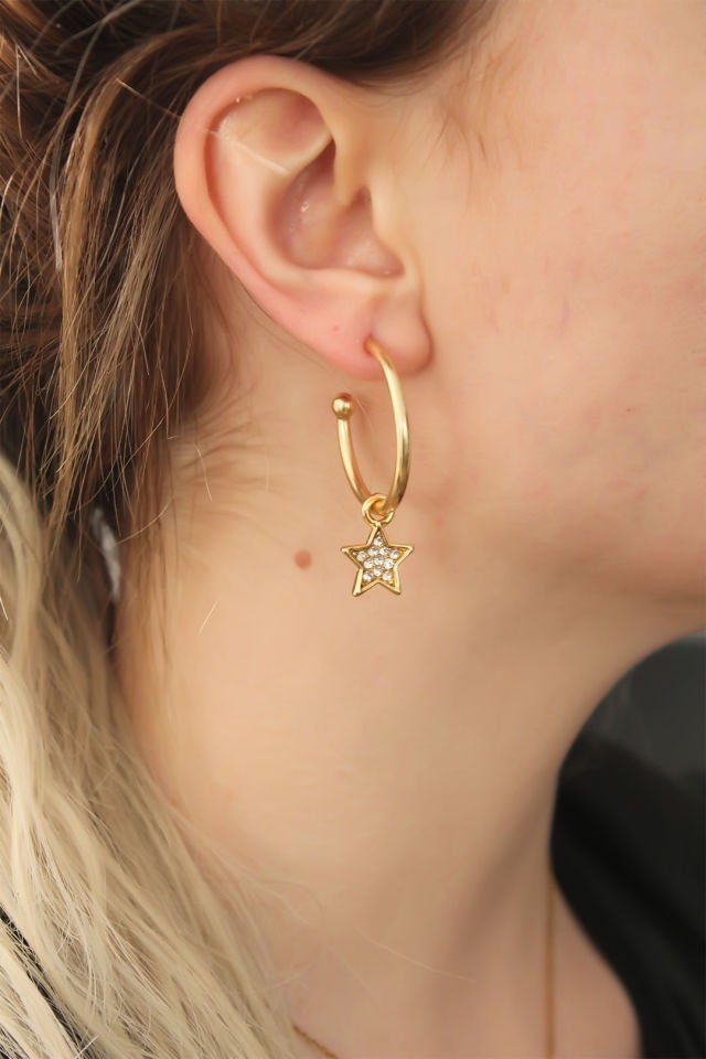 Gold Renk Zirkon Taşlı Yıldız Figürlü Halka Küpe