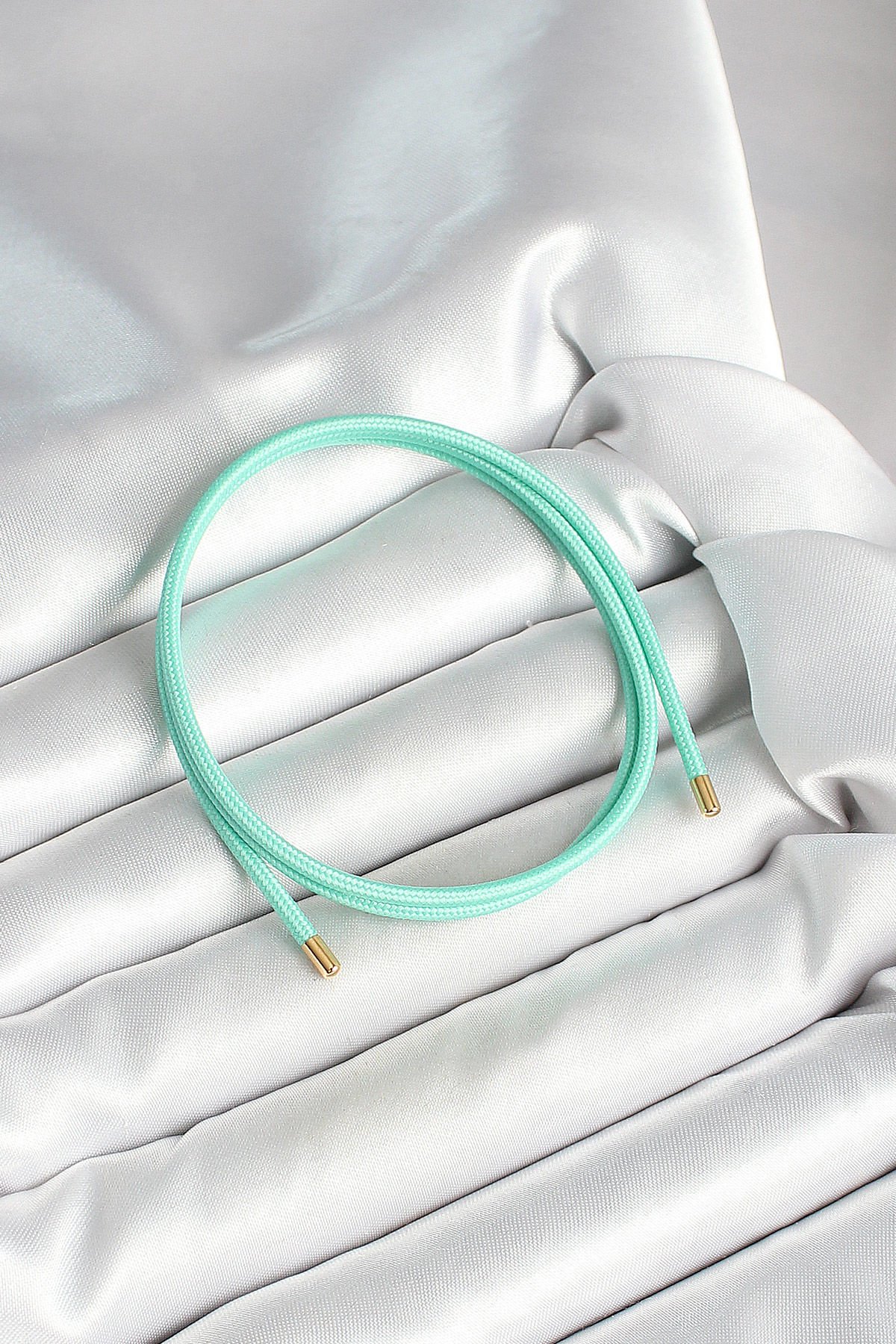 Mıknatıslı Turkuaz Renk Sarmal Kadın Bileklik