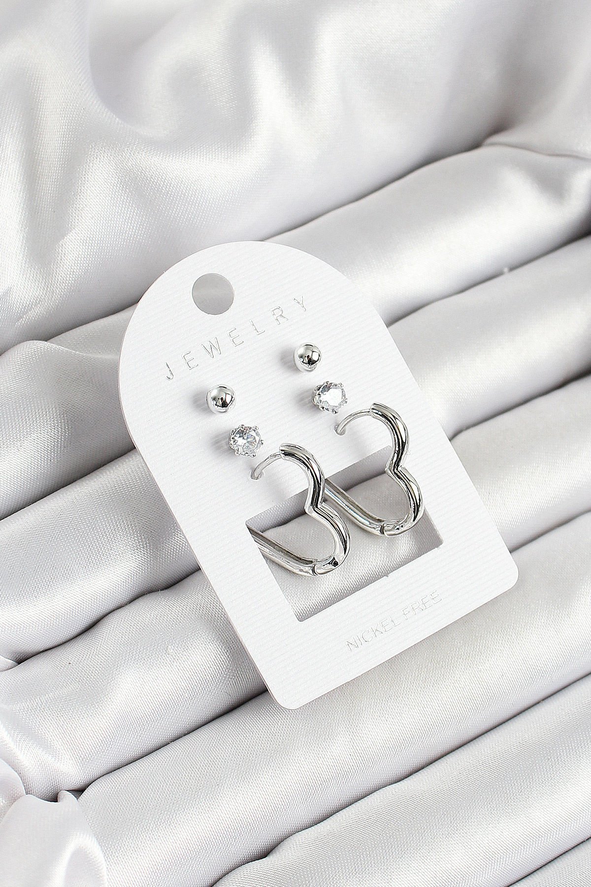 Pirinç Zirkon Taş Ve Kalp Figürlü Gümüş Renk 3'lü Çift Kadın Küpe Set