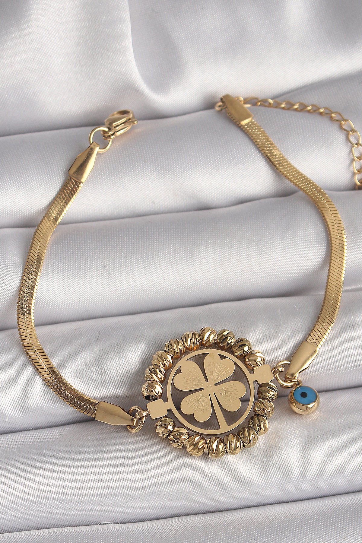 316L Çelik Gold Renk İtalyan Zincir Model Dorika Yonca Figür Nazar Boncuk Detay Kadın Bileklik