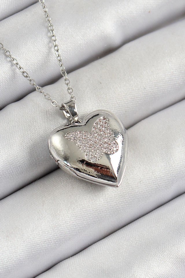 316L Çelik Zincir Açılabilir Kelebek Figürlü Kalp Model Zirkon Taşlı Gümüş Renk Kadın Kolye