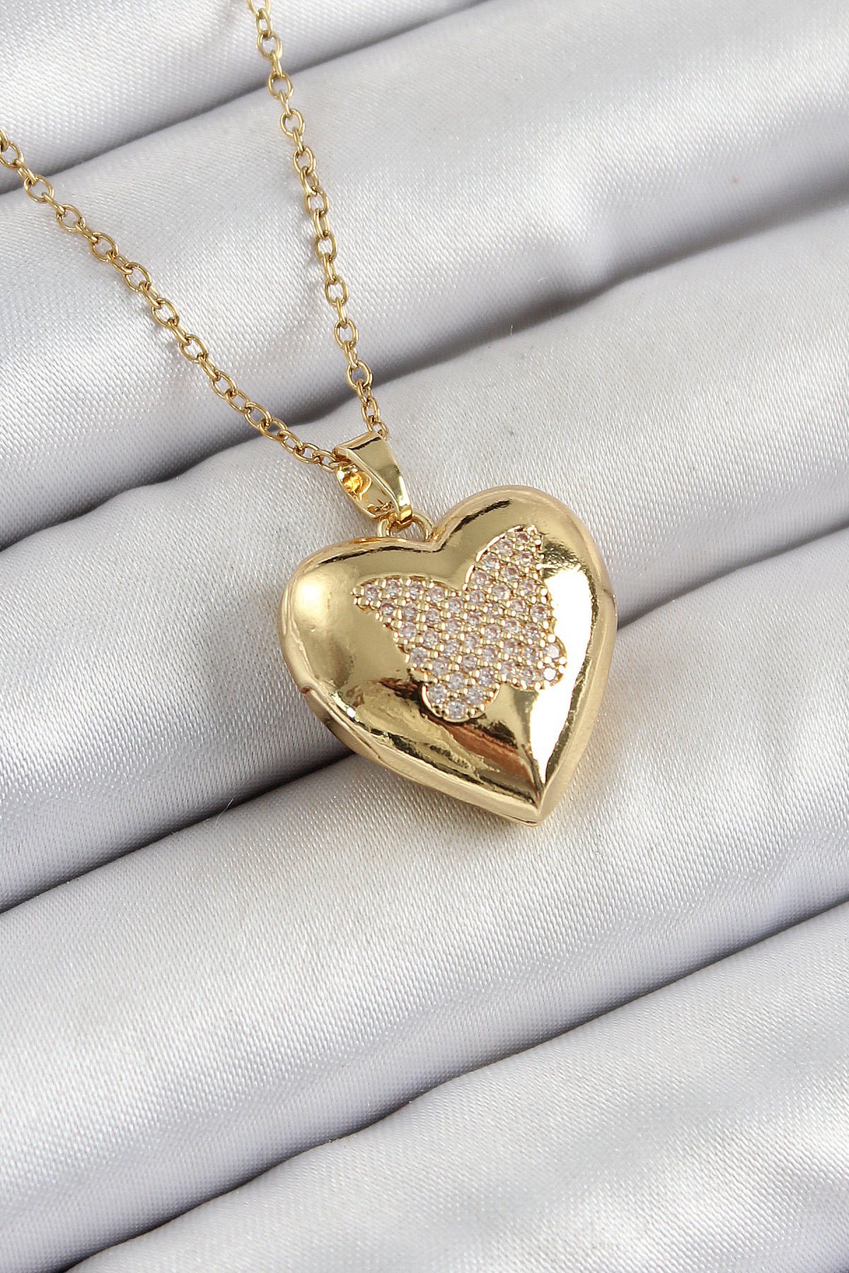 316L Çelik Zincir Açılabilir Kelebek Figürlü Kalp Model Zirkon Taşlı Gold Renk Kadın Kolye