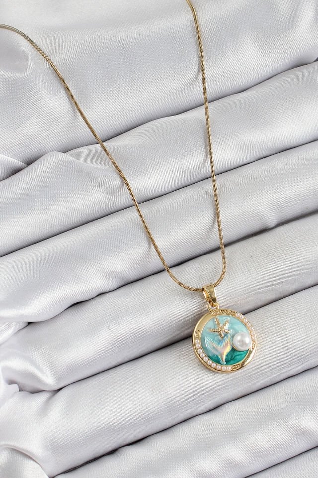 316L Çelik Zincir Turkuaz Mineli Sanatsal Portre İnci Detaylı Deniz Yılıdızı Model Gold Renk Kadın Kolye