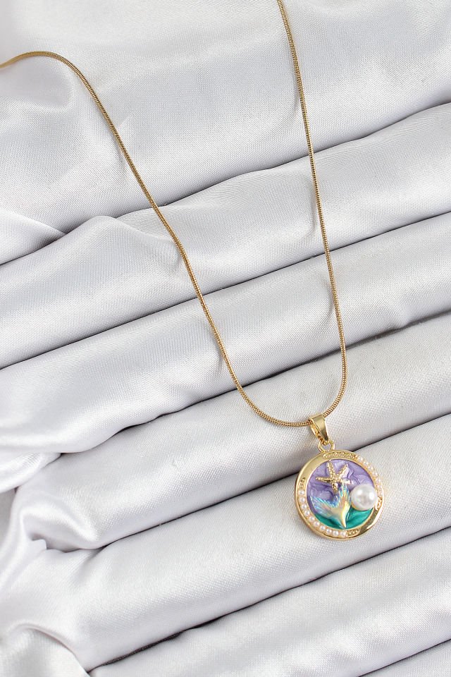 316L Çelik Zincir Mor Mineli Sanatsal Portre İnci Detaylı Deniz Yılıdızı Model Gold Renk Kadın Kolye